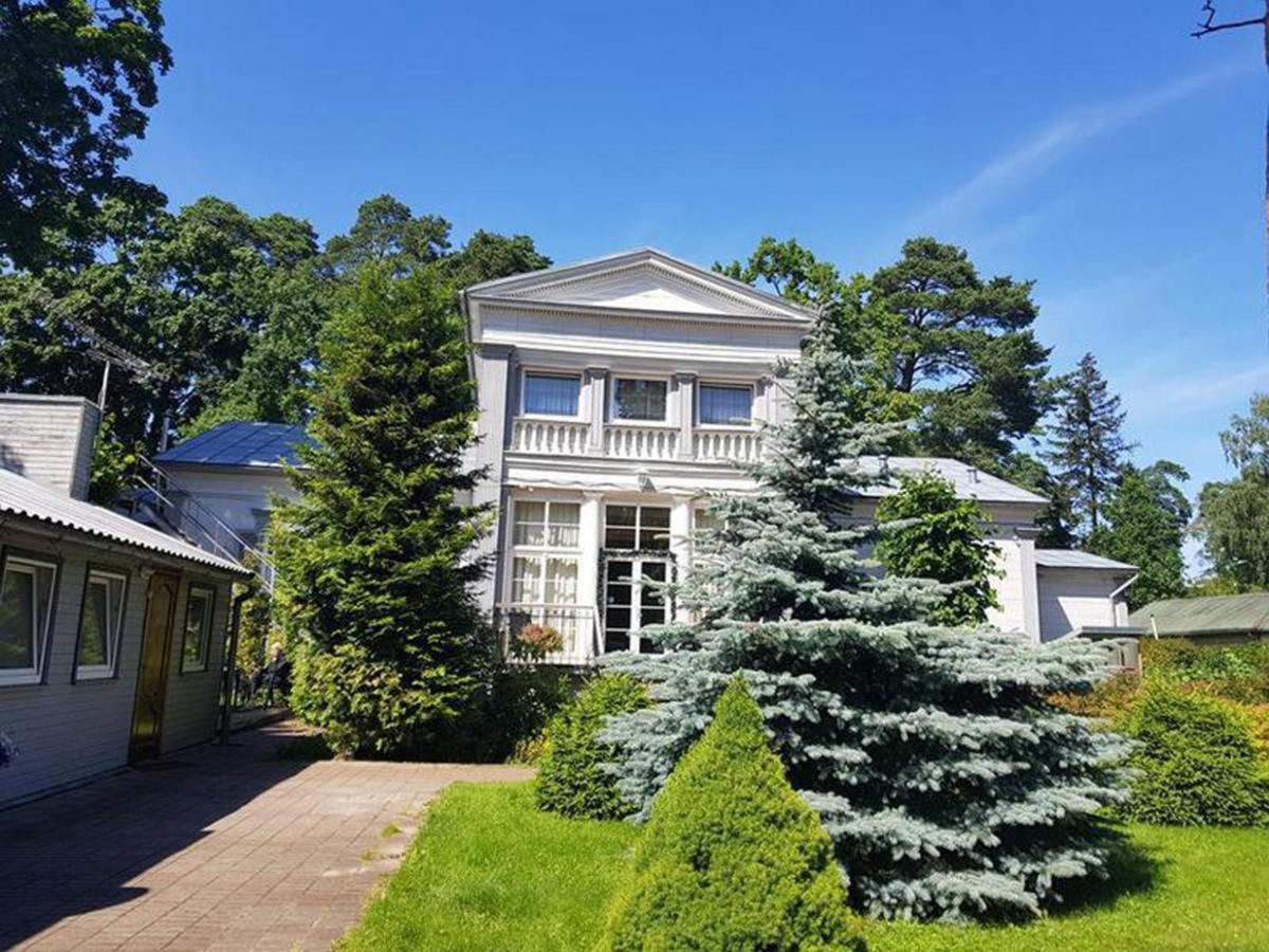 Room In Bb - Valensija - Suite For Two In Nice Hotel Jurmala Exterior photo